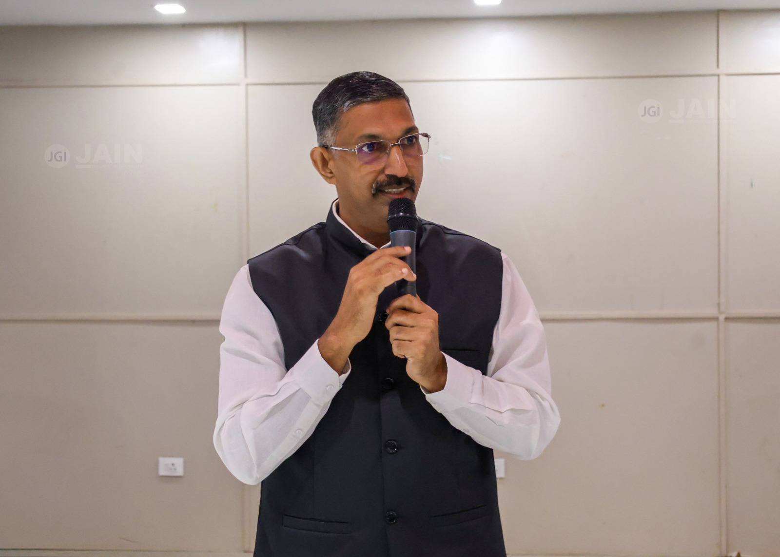 Placement Drive at Jain University: Bridging Academic Talent with Industry Excellence